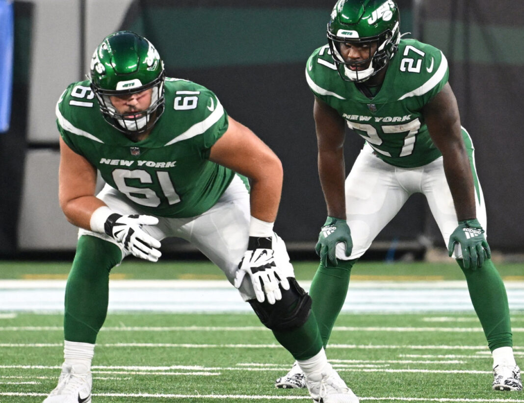 New York Jets Football Max Mitchell and Zonovan Knight